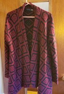 Cardigan purple black pattern